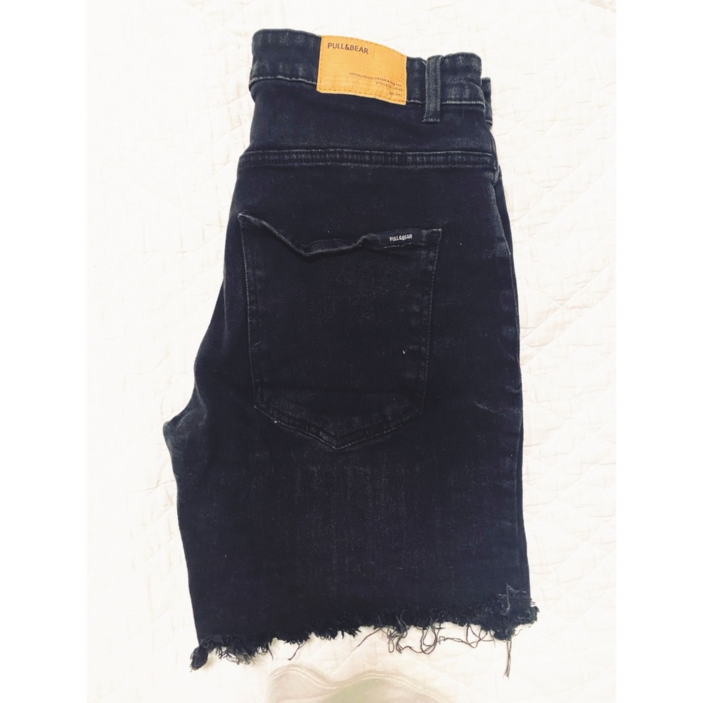 Pull & Bear Slim Fit Black Jean Shorts